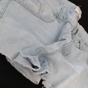 No Boundaries Woman's Jean Shorts